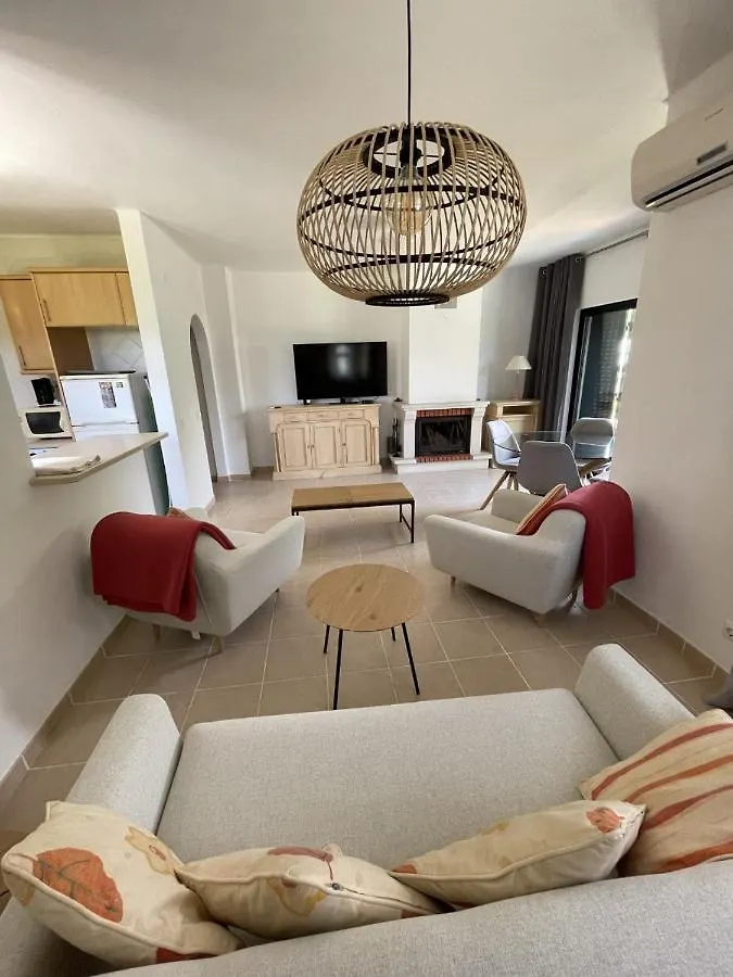 Apartamentos Santa Teresinha Alvor Aparthotel