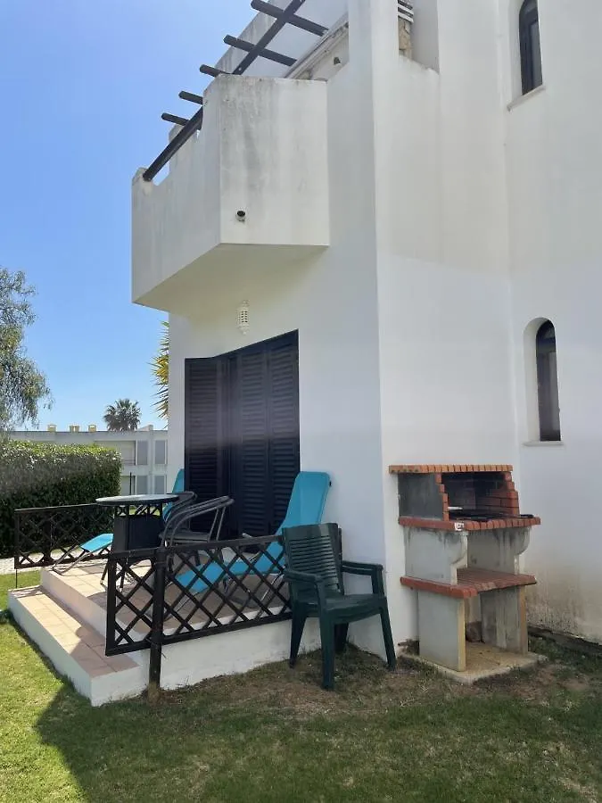 Apartamentos Santa Teresinha Alvor 3*,