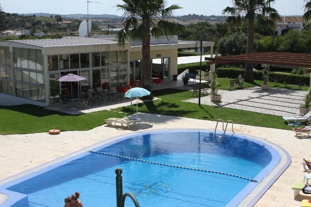 Apartamentos Santa Teresinha Alvor