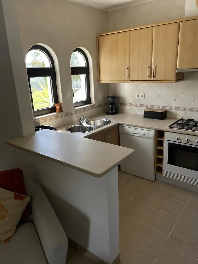 Apartamentos Santa Teresinha Alvor Aparthotel