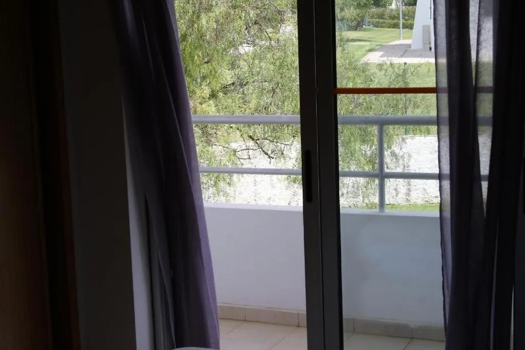 Apartamentos Santa Teresinha Alvor Aparthotel